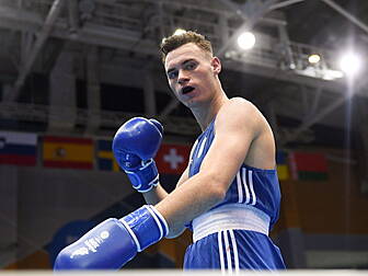 Nevin gets Ireland off to winn...